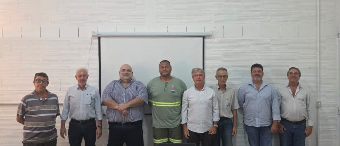 Realização de Reunião/Palestra na Fazenda Palmares em Santa Cruz das Palmeiras/SP